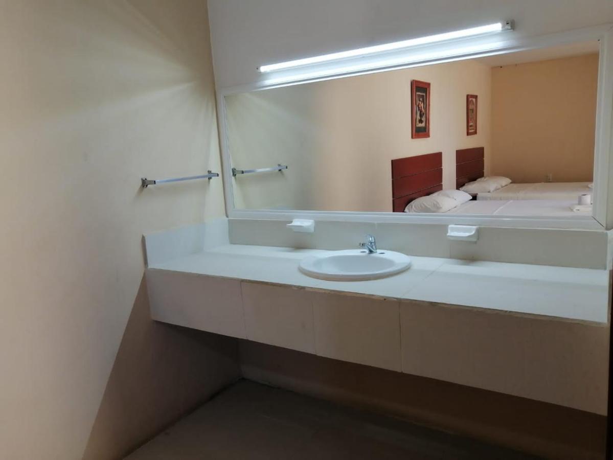 Hotel Bugambilia Campeche Extérieur photo
